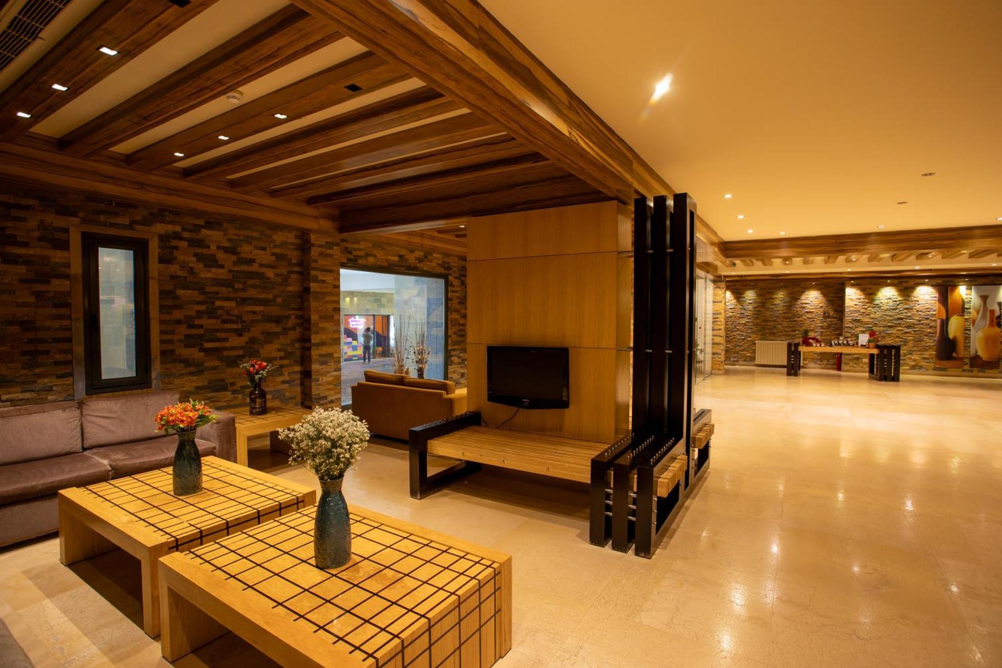Terre Brune Hotel Mzaar Kfardebian Exterior foto